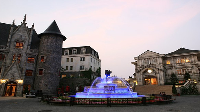 Thủ tướng Lào thăm khu nghỉ dưỡng Bà Nà Hills