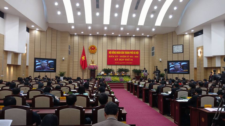 Khai mạc kỳ họp HĐND TP sáng 1/12. Ảnh DN.