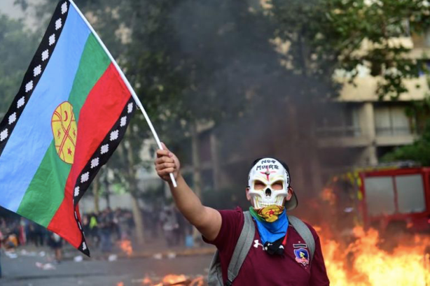 Chile đang phải đối mặt với đợt biểu tình bạo lực tồi tệ nhất thế kỷ qua. (Ảnh: Reuters)