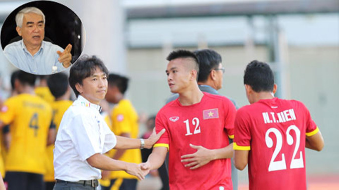 Chủ tịch VFF Lê Hùng Dũng (ảnh nhỏ) khẳng định VFF sẽ tiếp tục tin tưởng cách làm của HLV Toshiya Miura.