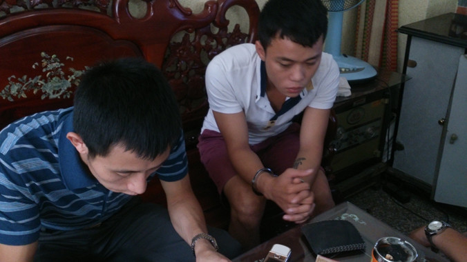 Đối tượng Nguyễn Văn Đô (áo trắng). Ảnh CA cung cấp.