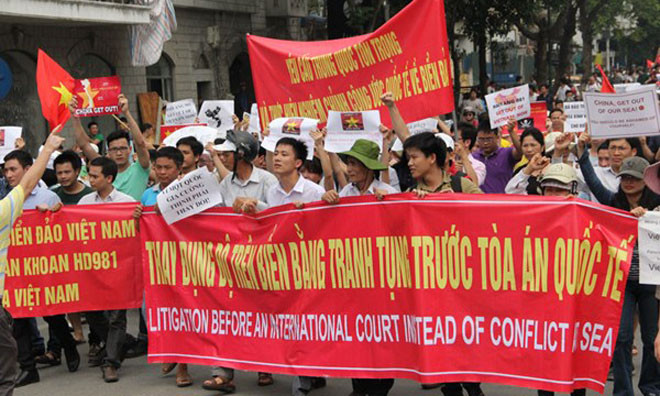 Người dân mít tinh, tuần hành phản đối hành động sai trái của Trung Quốc