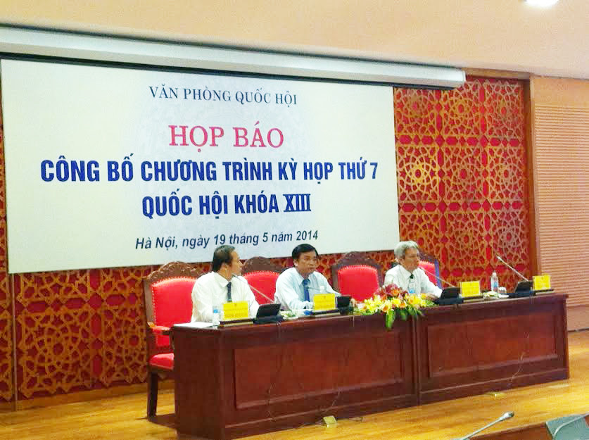 Buổi họp báo Công bố chương trình kỳ họp thứ bảy.