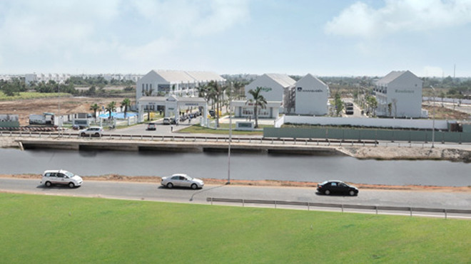 Một dự án tại quận 9 hưởng lợi từ tuyến đường cao tốc nối Sài Gòn với Long Thành - Dầu Dây. Ảnh: Vũ Lê.