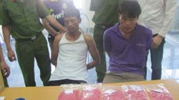 2 đối tượng cùng tang vật hơn 10.000 viên ma túy tổng hợp