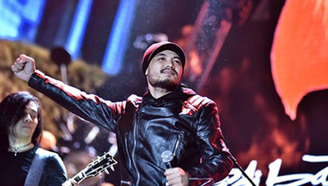 Tinh thần rock còn mãi.