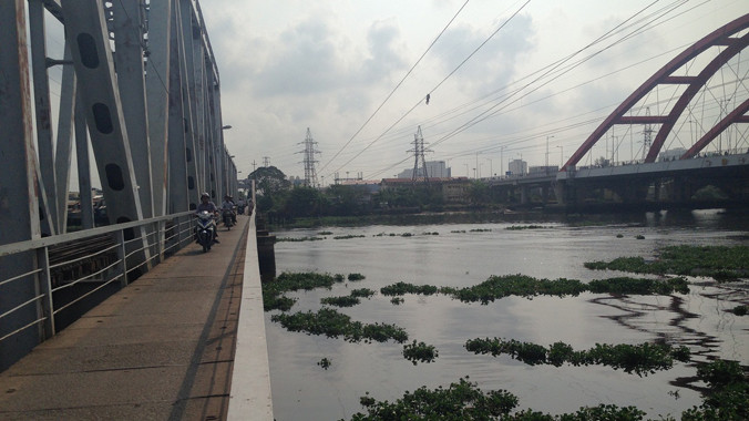 Khu vực người phụ nữ nhảy cầu tự tử.