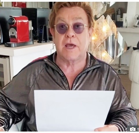 Elton John đã cam kết ủng hộ 1 triệu USD cho quỹ khẩn cấp phòng dịch COVID-19 giúp bảo vệ bệnh nhân HIV.