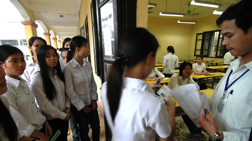 Theo GS Đào Trọng Thi “phương án thi mới có sự xộc xệch, không có mặt bằng chung cho điểm số giữa các thí sinh”. Ảnh: Hồng Vĩnh