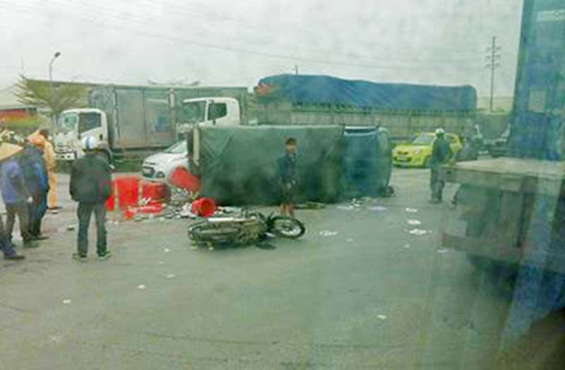 Hiện trường vụ tai nạn. Ảnh: Đức Cảnh/Otofun.