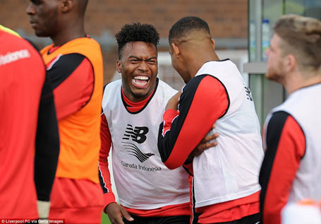 Liverpool đón 'trọng pháo' trước thềm đại chiến với MU