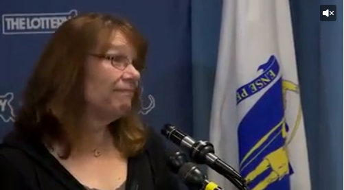 Cảnh sát Mỹ thắt chặt an ninh bảo vệ người trúng số 758 triệu đô