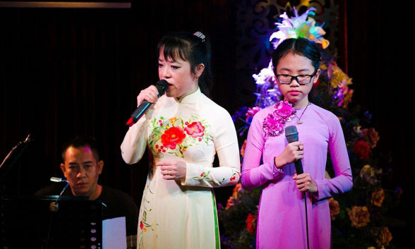 Cô Út và Phương Mỹ Chi: Bất hòa vì tiền?