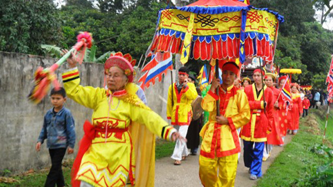 Thiều Xá ăn Tết lại