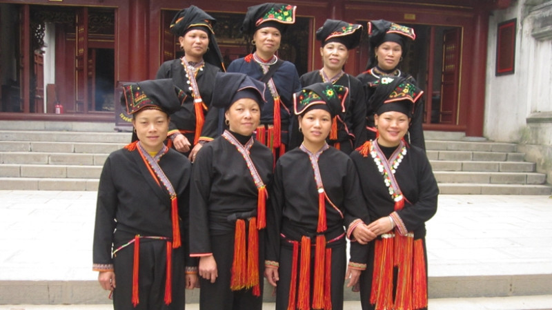  Hình ảnh xúc động trước Hùng Vương Tổ Miếu