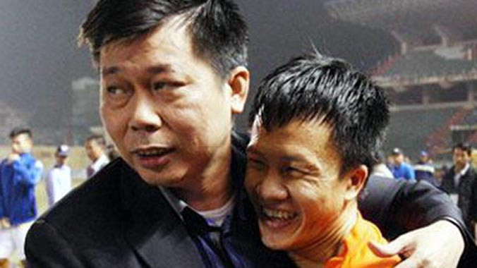 Bầu Trường cảm thấy bị các cầu thủ phản bội khi bán độ. Ảnh: V.S.I.