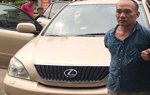 Khoa chuyên lái xe sang đi trộm đồ