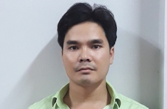 Đối tượng Hậu giật túi xách của vợ trong ngày ly hôn.