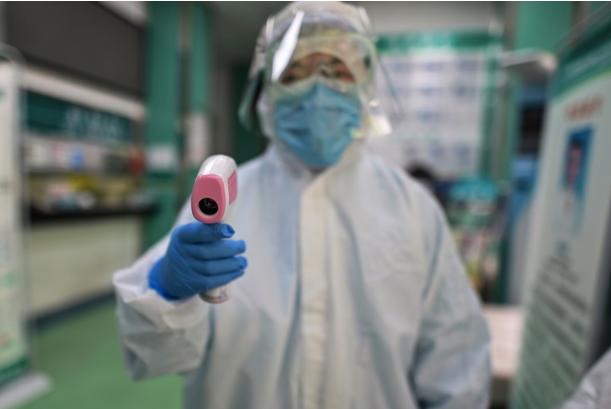 Mỹ và Trung Quốc đổ lỗi cho nhau về COVID-19