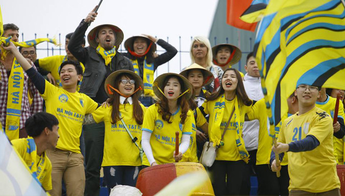 Hé lộ 'cầu thủ thứ 12' của Hà Nội T&T ở Siêu cúp