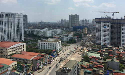 Đi làm xa suốt 3 năm, chị Nhung mới chuyển nhà vì tiếc căn hộ cũ mình đầu tư nhiều công sức, tiền của để hoàn thiện và vị trí chỉ cách Hồ Gươm hơn 2km. Ảnh: KN.