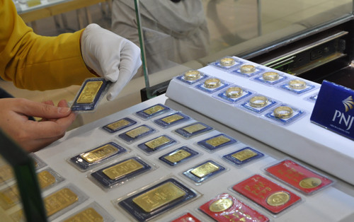 Giá vàng miếng hiện tiệm cận 37 triệu đồng một lượng.