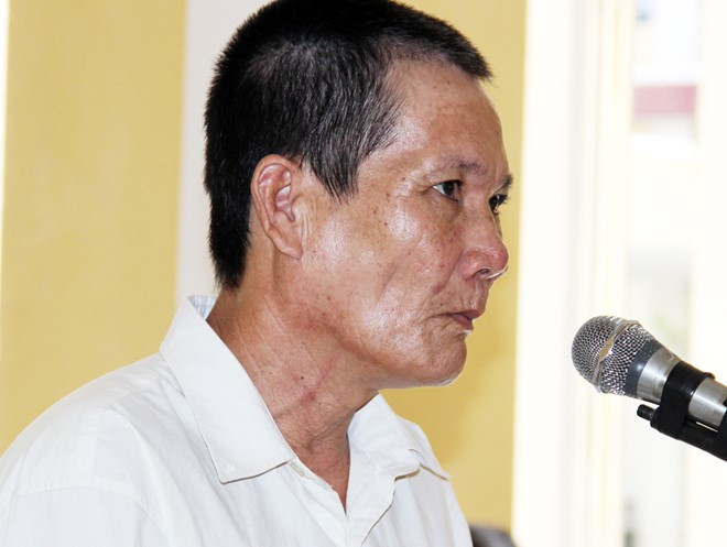 Chiến tại tòa. Ảnh: Việt Tường