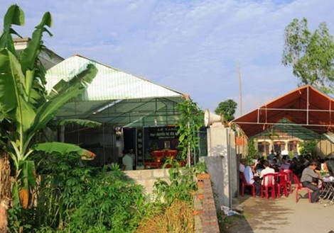 Gia đình tổ chức hậu sự cho nạn nhân