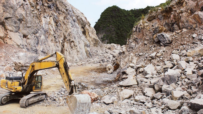 Hiện trường vụ tai nạn sạt mỏ đá khiến 5 người thiệt mạng