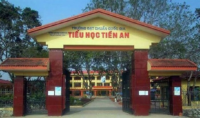 Trường tiểu học Tiền An, nơi xảy ra sự việc.