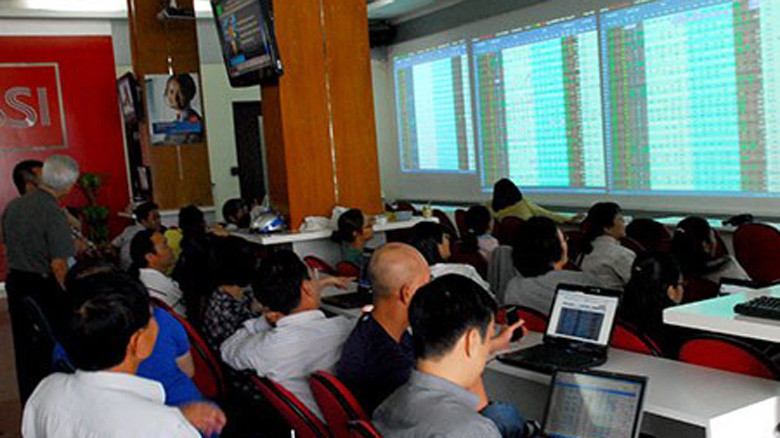 BĐS và xây dựng là hai ngành có tốc độ tăng giá cổ phiếu cao nhất thị trường. Trong bối cảnh thị trường BĐS đầu năm 2014 dự báo vẫn chưa nhiều cải thiện thì việc tăng giá này đồng nghĩa với rủi ro cao. Ảnh: HTD.