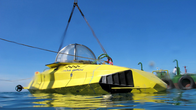 Thử nghiệm tàu ngầm Hòa Bình tại Cam Ranh. Ảnh: Hoài Nguyệt