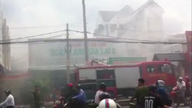 Cháy lớn ở trung tâm Cần Thơ