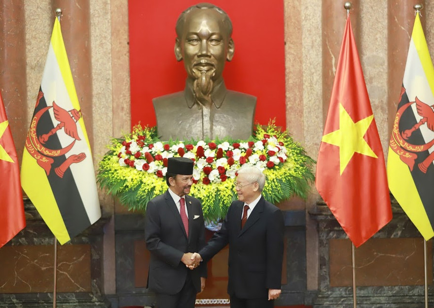 Tổng Bí thư, Chủ tịch nước Nguyễn Phú Trọng và Quốc vương Brunei Darussalam Haji Hassanal Bolkiah. (Ảnh: Như Ý)