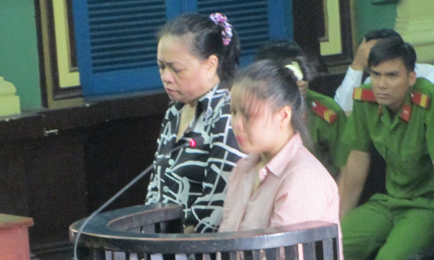 Hai bị cáo tại toà