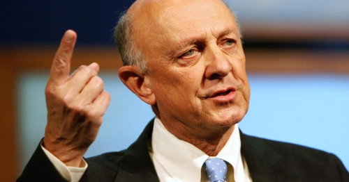 James Woolsey, người vừa từ chức trong đội chuyển giao quyền lực của ông Trump. Ảnh: AP.