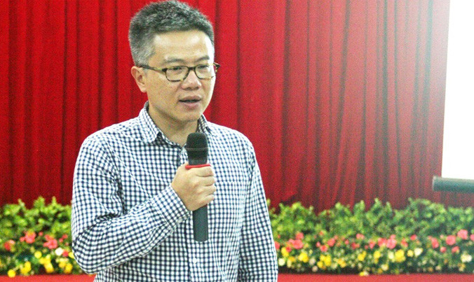 GS Ngô Bảo Châu giảng bài tại Đại học Huế chiều 15/8.