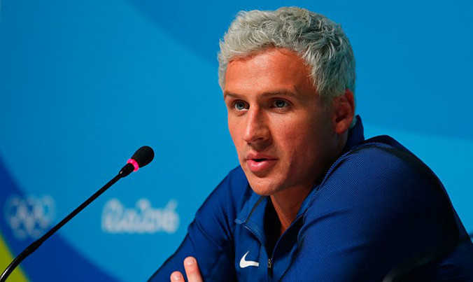 Ryan Lochte mô tả đã bị cướp dí súng vào đầu. Ảnh: Getty Images.