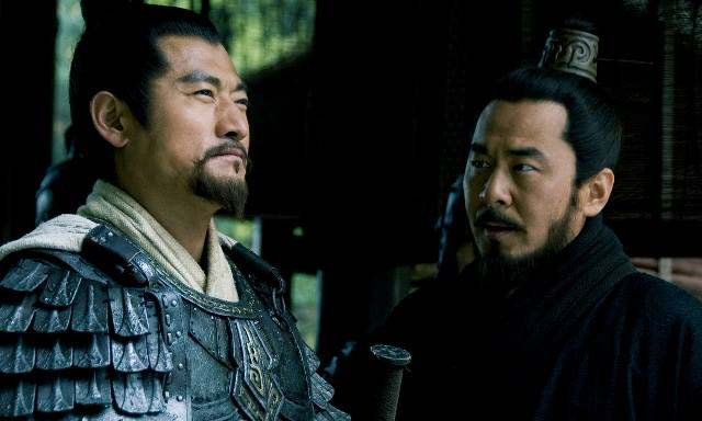 Trong liên quân Quan Đông chỉ có hai người thật lòng muốn đánh Đổng Trác trừ hại cho thiên hạ là Tôn Kiên và Tào Tháo.