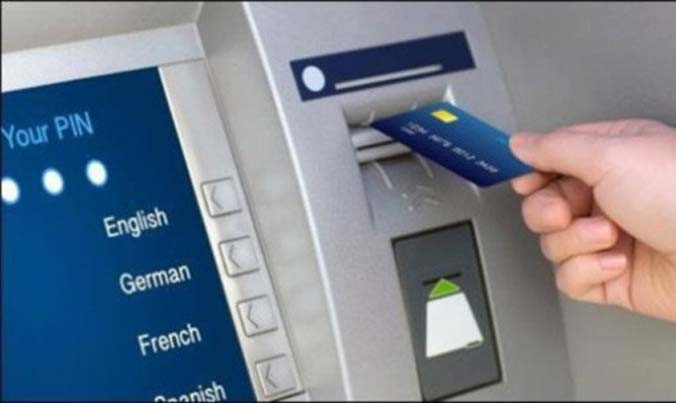 Một máy ATM bị trộm rút tiền ở Nhật Bản.