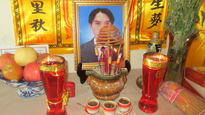 Di ảnh nạn nhân Phúc.