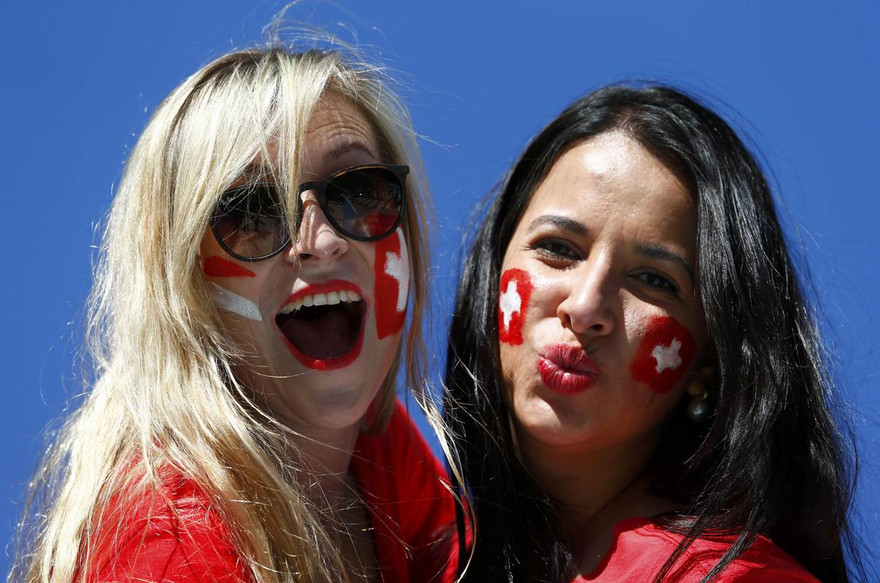 CĐV Thụy Sĩ trong trận gặp Argentina