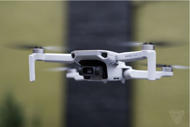 Một máy bay không người lái của DJI