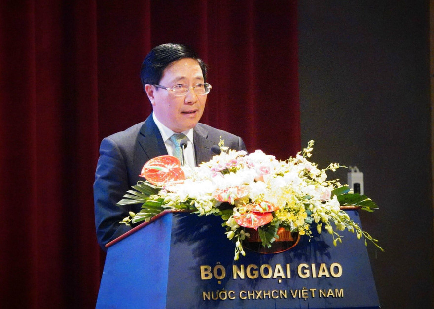 Phó Thủ tướng Thường trực Phạm Bình Minh phát biểu chỉ đạo tại phiên họp. (Ảnh: Như Ý)