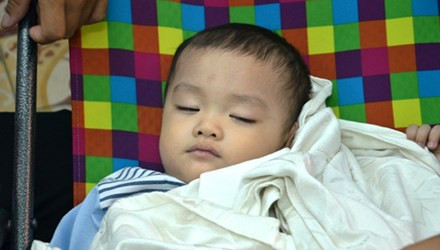 Xác định thân nhân cháu bé bị bỏ rơi trên taxi