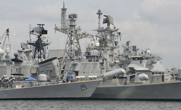 Tàu chiến Ấn Độ trong một cuộc diễn tập tại nước ngoài (Nguồn: TTXVN) 