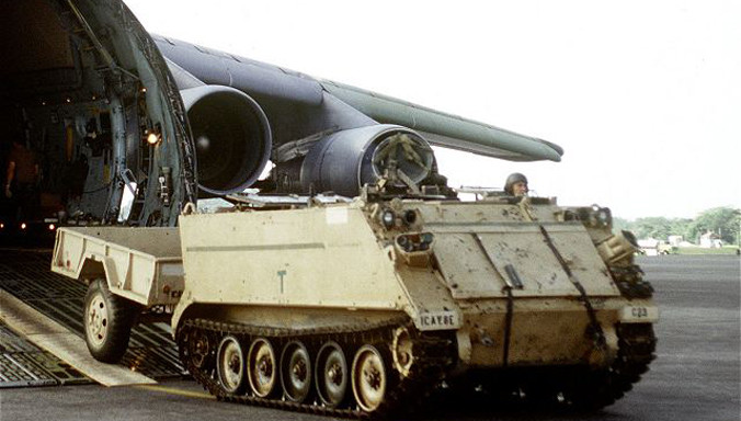 Xe bọc thép M113A2. Ảnh: Getty Image.