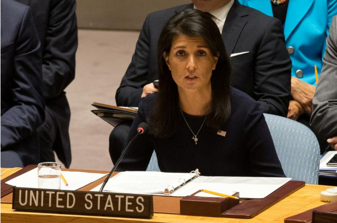 Đại sứ Mỹ tại LHQ Nikki Haley trong cuộc họp của USNC hôm 4/9. Ảnh: Reuters