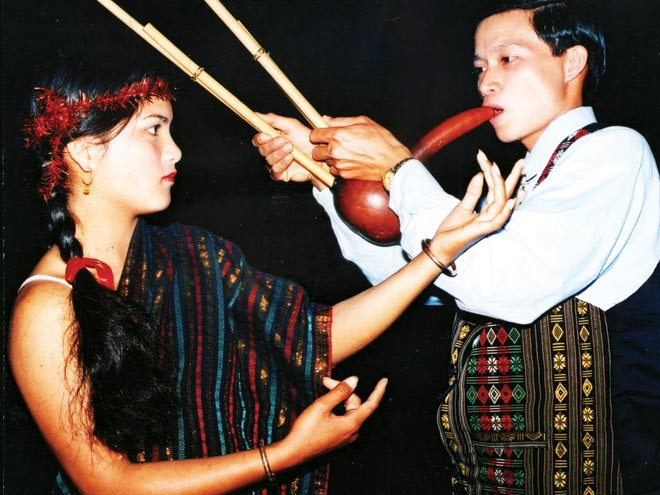  Vũ điệu kết đôi. ảnh: HHN