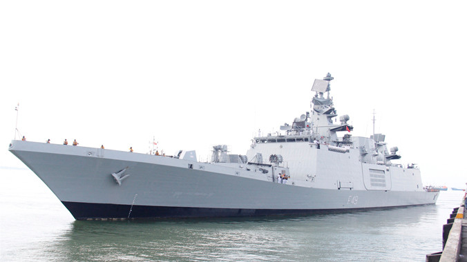 Sức mạnh kinh hoàng tàu tàng hình Ấn Độ vừa đến Đà Nẵng